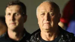 Foto: José Tramontin/athletico.com.br/Divulgação - Felipão e Paulo Turra: diretor e técnico concordam com a saída de atacante