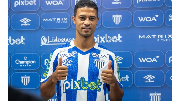 Foto: Leandro Boeira/Avaí - Ricardo Bueno foi apresentado no Avaí