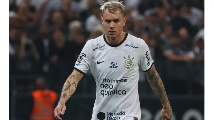 Marcello Zambrana/AGIF - "Rival" de Roger Guedes pode deixar o Corinthians