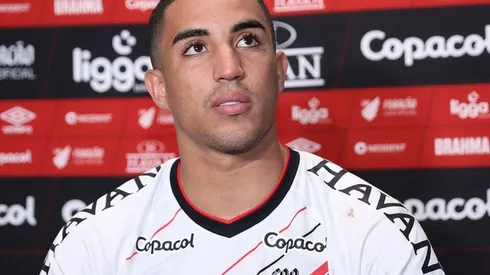 Foto: Divulgação/Athletico - Christian jogou pouco pelo Athletico em 2022 prejudicado por lesão no joelho