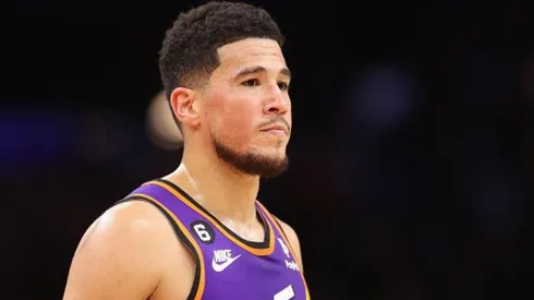 Booker estará fora de ação no mês de janeiro