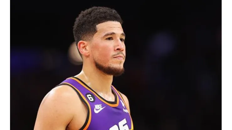 Booker estará fora de ação no mês de janeiro