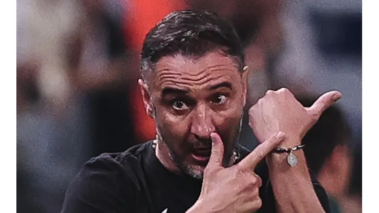 Foto: Ettore Chiereguini/AGIF - Vítor Pereira vai sofrer nessa mudança no Brasil.