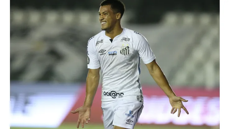 Alexandre Schneider/Getty Images - Marcos Leonardo no Santos