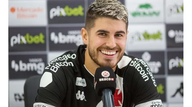 INUSITADO! Pedro Raul garante título 'diferente' para o Vasco antes de estrear