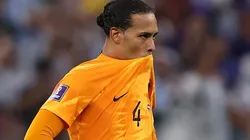 Getty Images/Julian Finney - Van Dijk sai traumatizado do Qatar