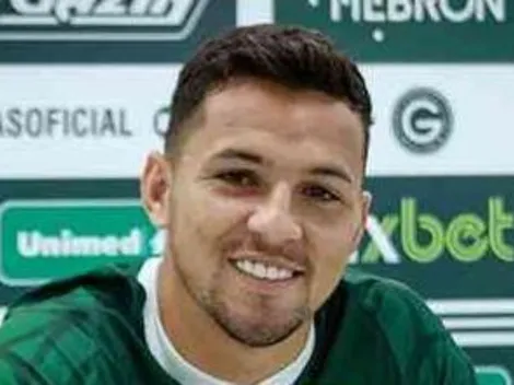 Depois de Dadá Belmonte, América-MG anuncia mais um atacante com passagens no futebol internacional