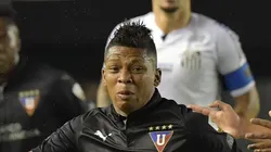Billy Arce, ex-LDU, enfrentou o Peixão em 2020 pela Copa Libertadores.