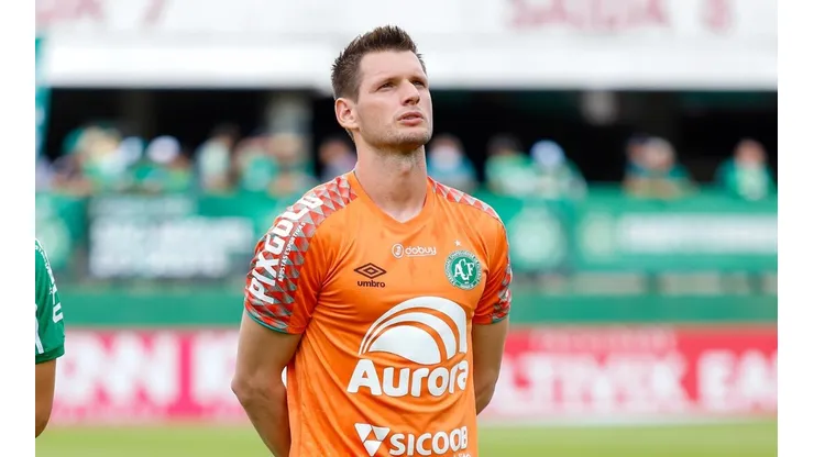 Foto: Dinho Zanotto/AGIF - Vagner atuou em 18 partidas pela Chape na Série B