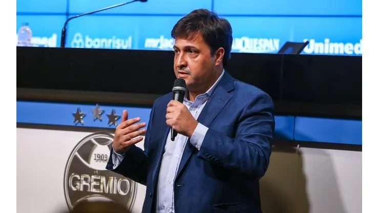 Foto: Lucas Uebel/Grêmio/Divulgação - Alberto Guerra: presidente esclareceu interesse em Suárez