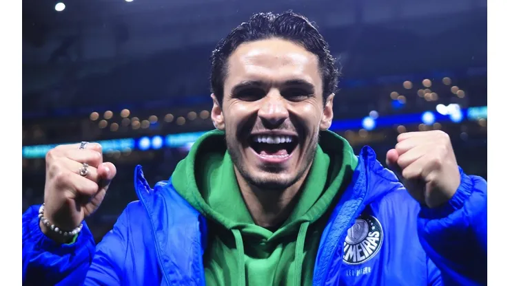 Foto: Ettore Chiereguini/AGIF - Sem Scarpa, Veiga terá novo companheiro na "meiuca" do Palmeiras.