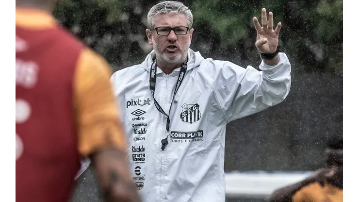Ivan Storti/Santos - Odair esboça time titular do Santos