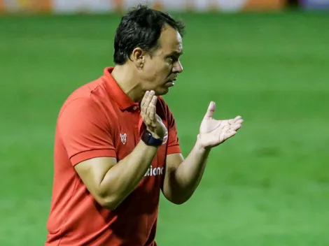 Dado esboça escalação do Náutico para teste e 'ensaia' base para 2023