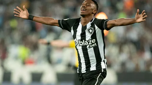 Jorge Rodrigues/AGIF - Jeffinho vira pauta no Botafogo