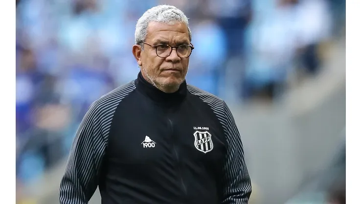 Foto: Pedro H. Tesch/AGIF - Hélio dos Anjos vem participando do planejamento da Ponte Preta