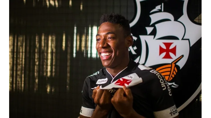 Léo Pelé foi anunciado no Vasco - Foto: Site oficial do Vasco