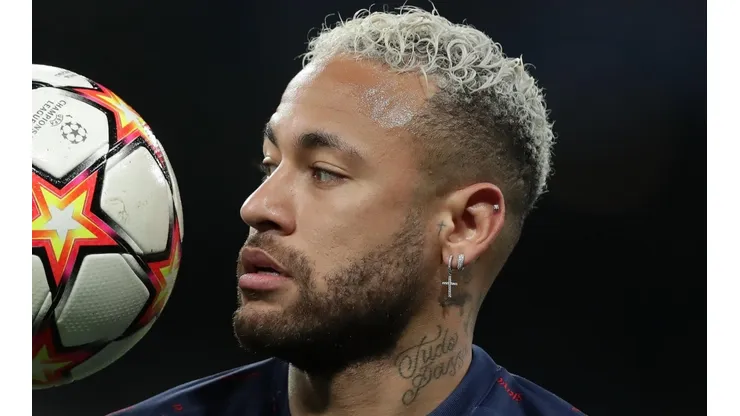 - Neymar