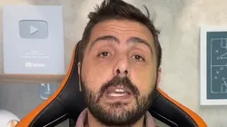 Foto: Reprodução / YouTube - Nicola aponta saída no Timão