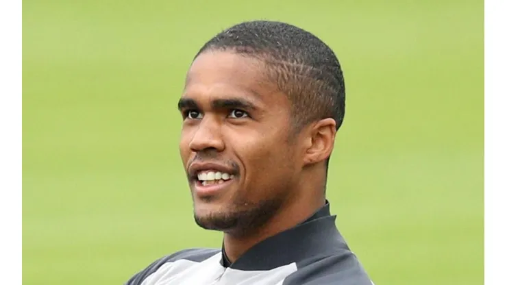 - Douglas Costa
