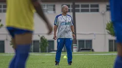 Foto: Leandro Boeira/Avaí - Alex vem planejando o elenco do Avaí para 2023