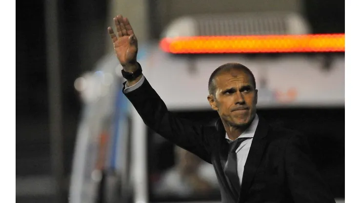 Armando Paiva/AGIF - Milton Mendes já foi técnico de reforço do Coritiba na Europa