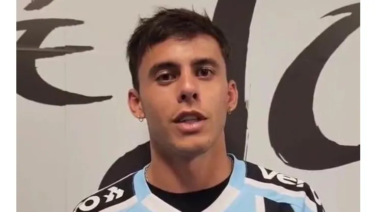 Carballo não se intimidade e manda a real sobre projeção no Grêmio para 2023