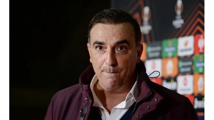 Octavio Passos - UEFA/UEFA via Getty Images - Carlos Carvalhal atualmente é técnico do Celta de Vigo