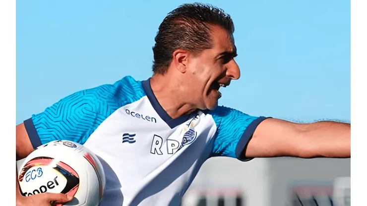 Foto: Felipe Oliveira/Instagram oficial Bahia - Renato Paiva já sabe se Bahia venceu ou perdeu disputa com Clube Paulista