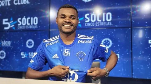 Marco A. Ferraz/Cruzeiro - Nikão é apresentado no Cruzeiro