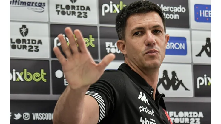 Foto: Thiago Ribeiro/AGIF - Barbieri: técnico aguarda reforços no Vasco