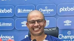 Foto: Reprodução/Avaí - Alex, técnico do Avaí em 2023