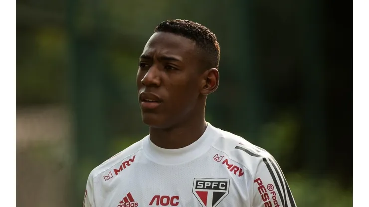 Léo está de saída do São Paulo para o Vasco - Foto: Twitter oficial do São Paulo
