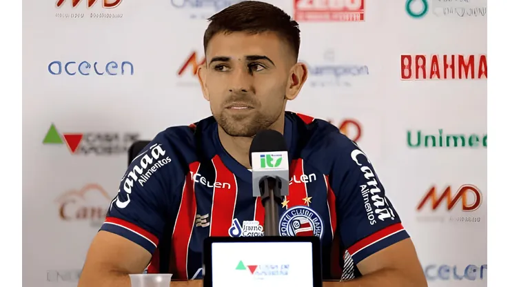 Foto: Felipe Oliveira/Instagram oficial Bahia - Acevedo foi apresentado no Bahia