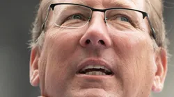 Textor tenta evitar, mas situação na equipe é vazada e repercute na web