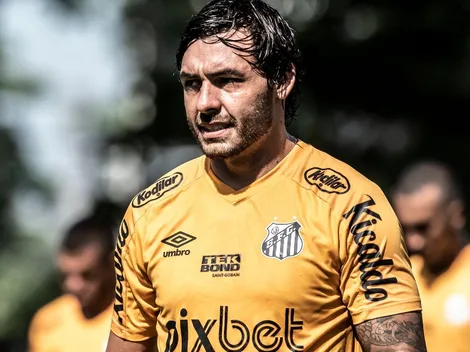 Camisa 10 aceita salário 'nível Goulart' para jogar no Brasil e Santos está no páreo