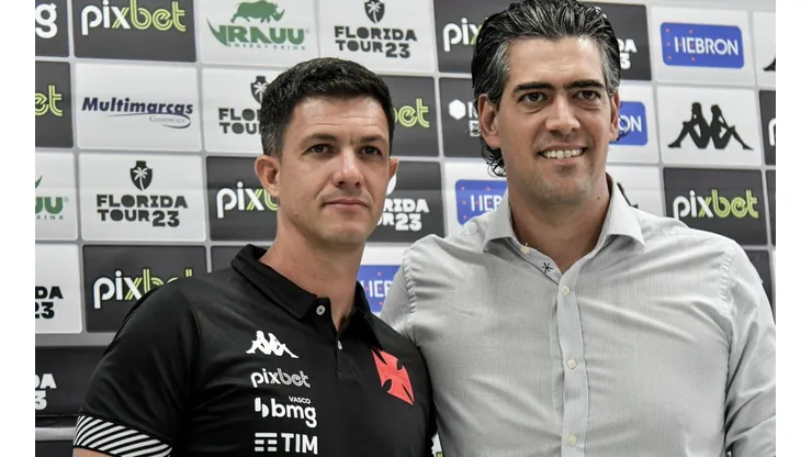 Foto: Thiago Ribeiro/AGIF - Barbieri e Bracks: Vasco segue atrás de reforços no mercado da bola