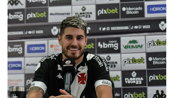 Thiago Ribeiro/AGIF - Pedro Raul é apresentado no Vasco