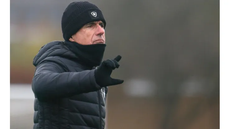 Foto: Vitor Silva/Botafogo/Divulgação - Luís Castro: técnico entrou no radar da Seleção Portuguesa