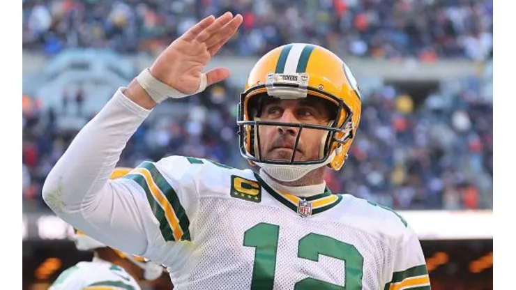 Rodgers lidera o Packers, que tem chances remotas de playoffs