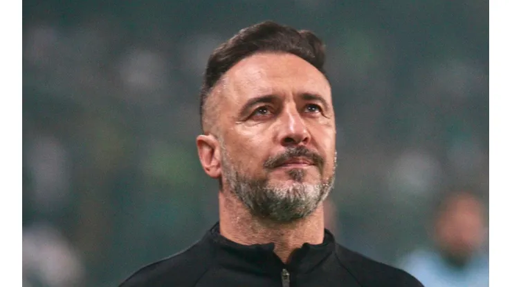 Vítor Pereira faz ligação para trazer dupla argentina ao Fla