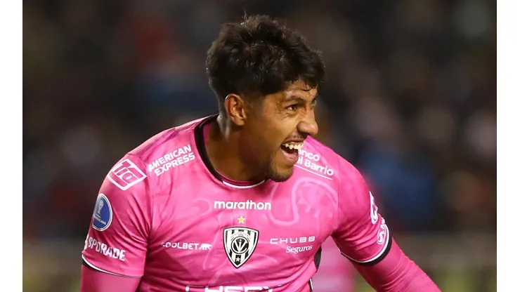 Especialista manda a real e analisa a contratação de Luis Segovia