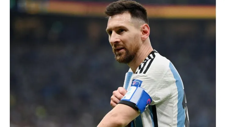 Dan Mullan/Getty Images/ "Frieza"; "É o melhor"; Torcida brasileira 'se rende' por Messi após gol de pênalti.