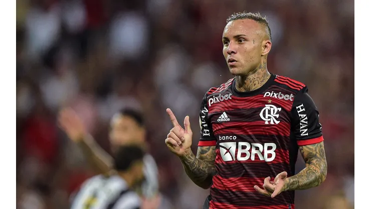 Thiago Ribeiro/AGIF. Cebolinha pode deixar o Flamengo em 2023