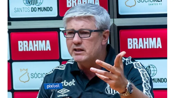 Ivan Storti/Santos FC. Odair Hellmann abre o jogo sobre reserva do Santos