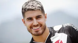 Vasco não para em Pedro Raul e vai em busca de atacante colombiano