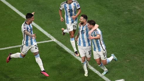 Photo by Julian Finney/Getty Images - Seleção da Argentina chega com tudo para grande final da Copa do Mundo