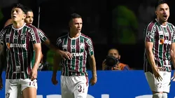 - Willian Bigode ao lado de outros jogadores
