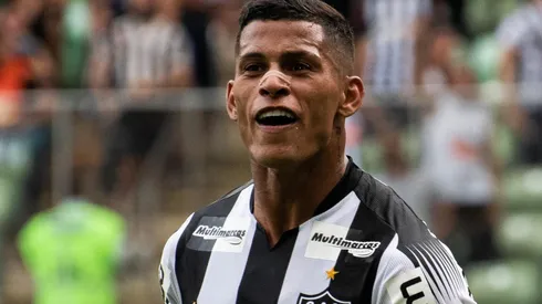 Foto: Alessandra Torres/AGIF - Maílton atuou pelo Galo em 2020, com Sampaoli.