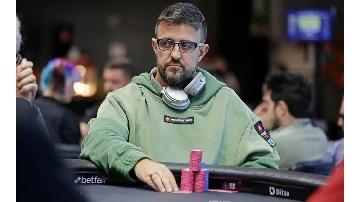 André Akkari contou uma história engraçada no poker (Foto: Luis Bertazini/BSOP)