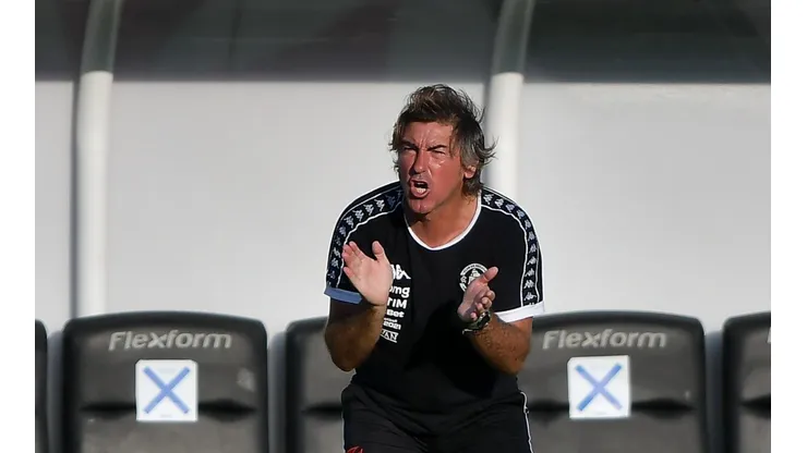 “Foi sério...”; Ex-meia do Vasco manda a real sobre treta com Sá Pinto